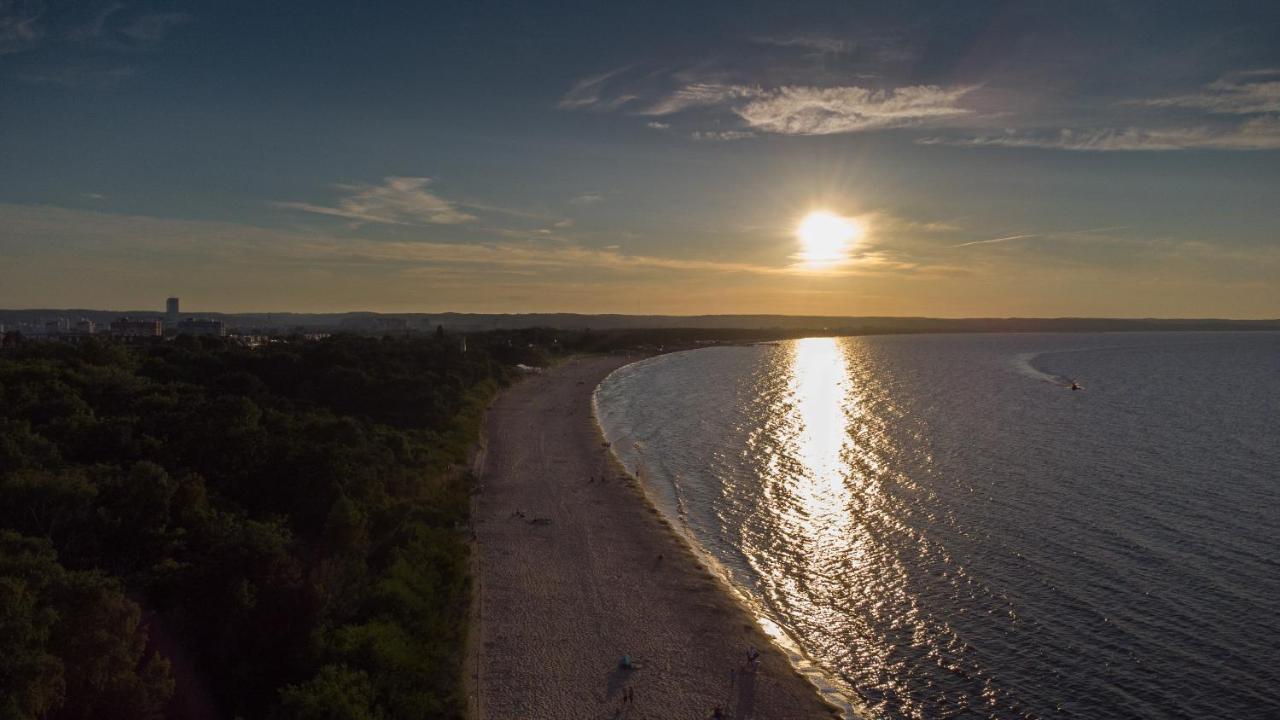 Beach '36 - Nadmorze Гданьск Экстерьер фото